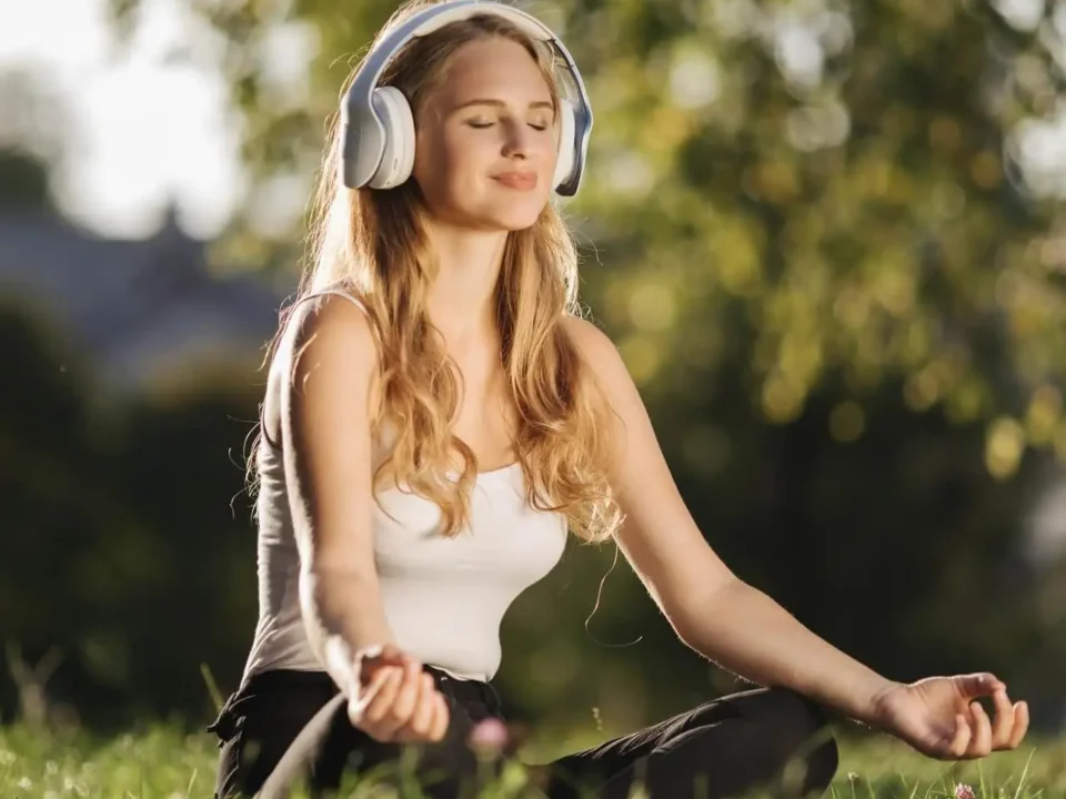 Silent Disco – Joga w rytmie Ciszy